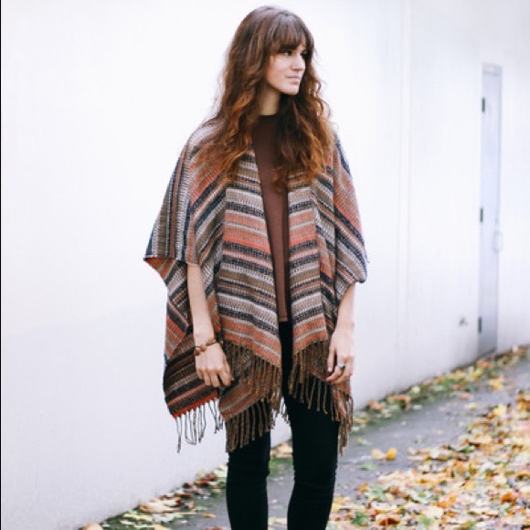 Croft & Barrow Ruana Wrap - Picture 8 of 13